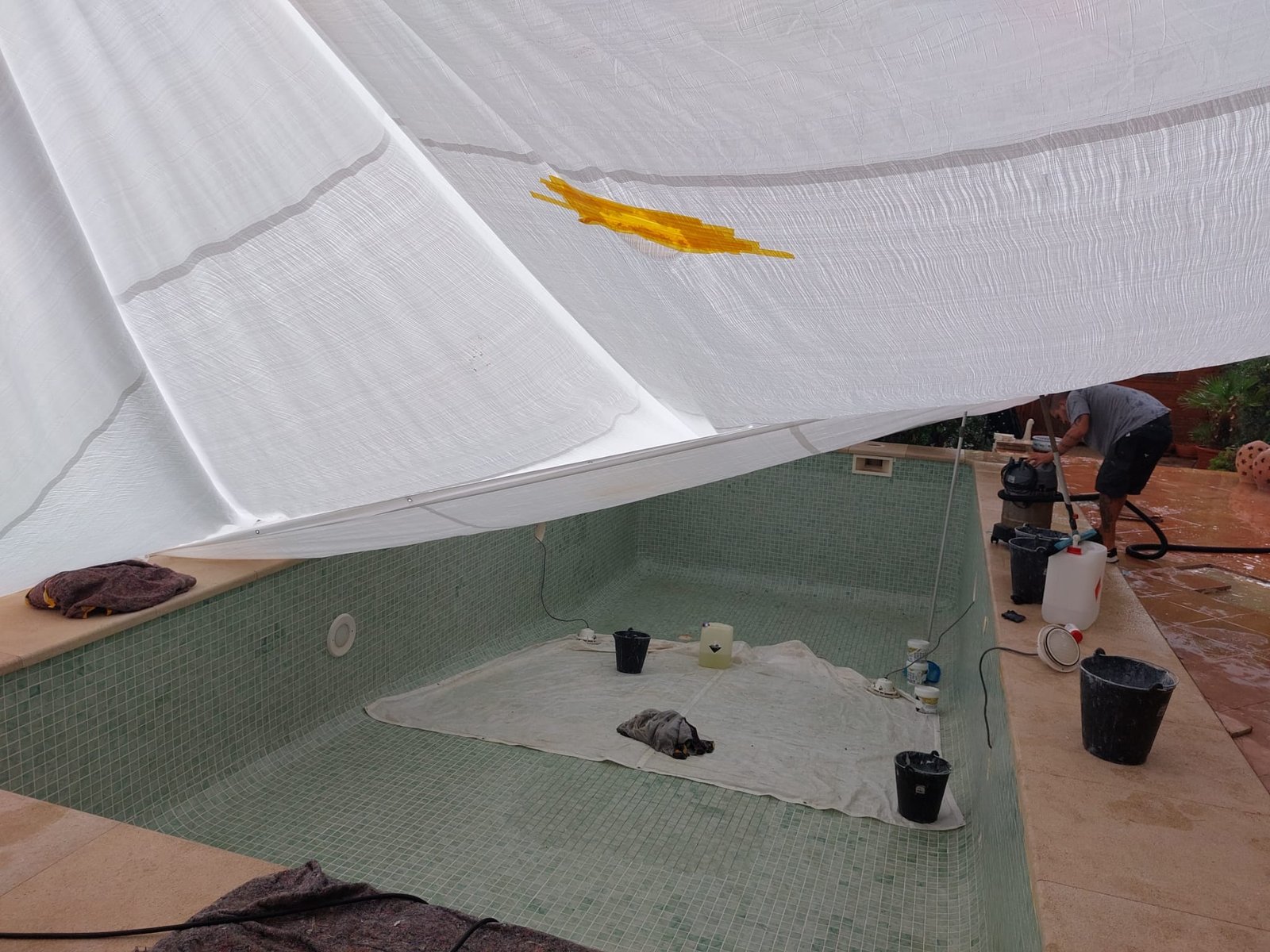Renovacion de superficies de piscina en Ibiza - foto 7
