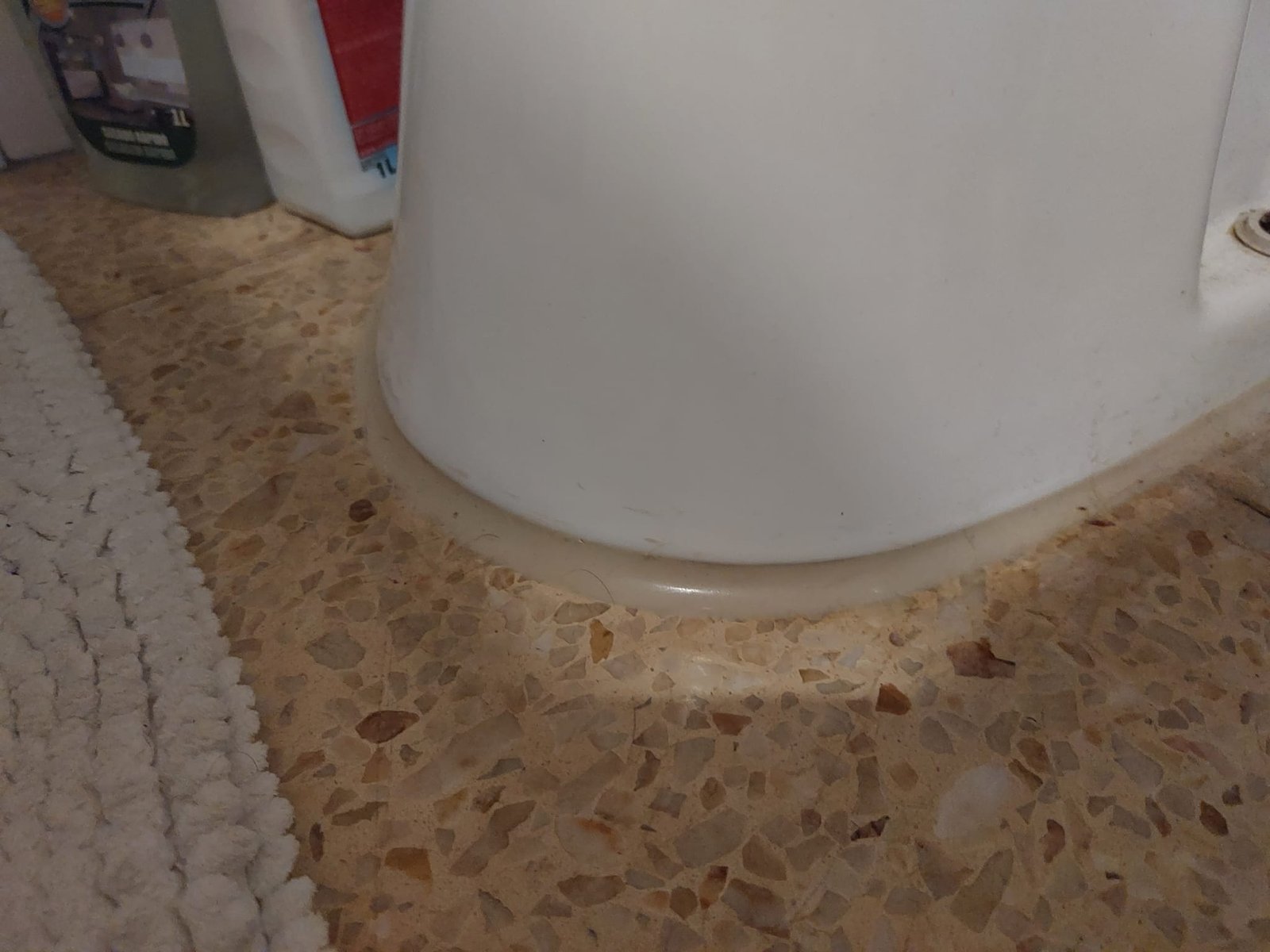 Sellado de baños en Ibiza - foto 3